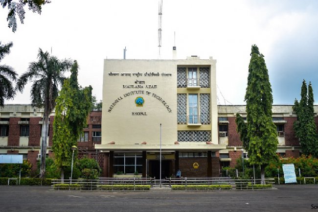 MANIT में 49 पद रिक्त