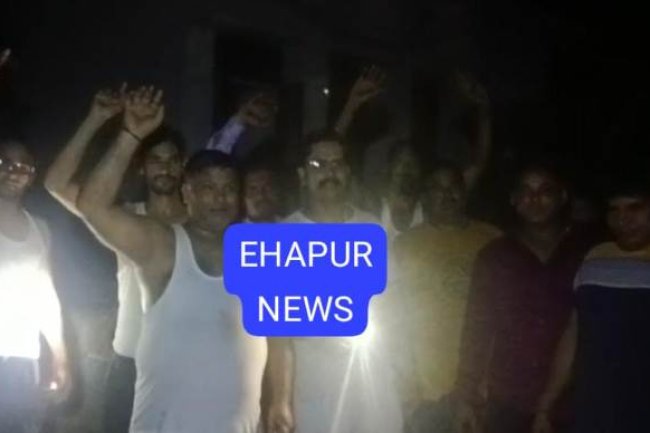 बिजली की अघोषित कटौती से ग्रामीणों का गुस्सा फूटा