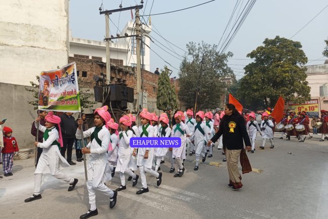 छात्रों के पथ संचलन का हुआ स्वागत 