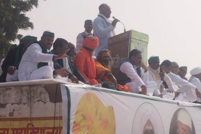 प्रयागराज अधिवेशन में हापुड के किसानों ने रखी समस्याएं