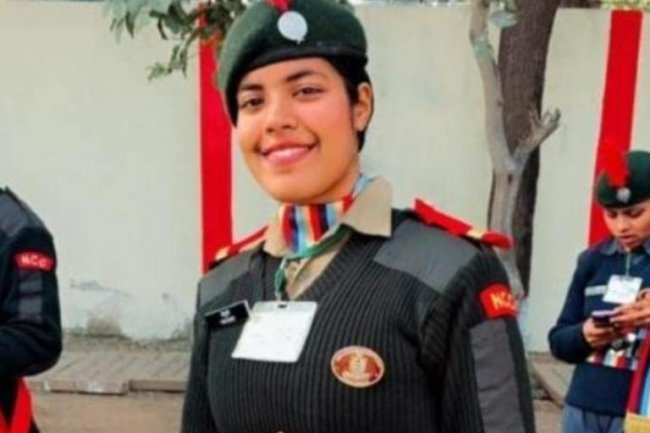 गणतंत्र दिवस की परेड में शामिल हुई हापुड़ की विदुषी