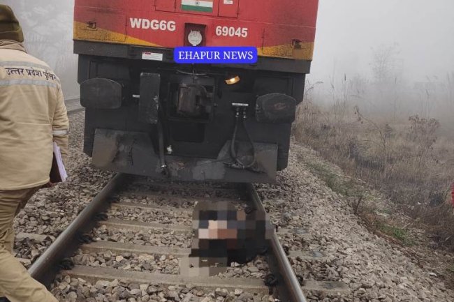 पिलखुवा: रेलवे ट्रैक पर शव मिलने से सनसनी