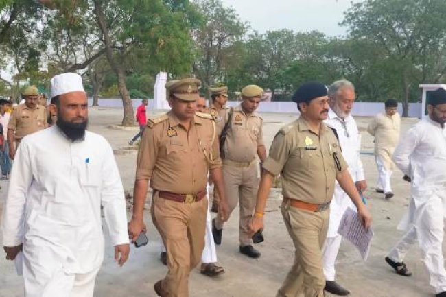 पुलिस चौकन्ना,ईद मनेगी धूमधाम से