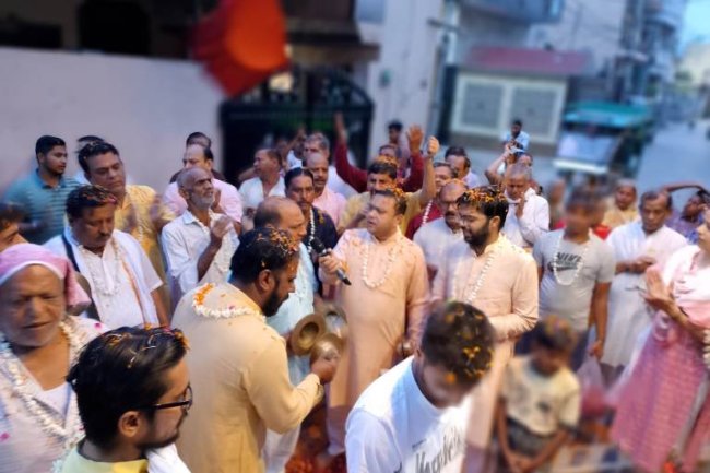 हापुड़ में मची है प्रभात फेरी की धूम