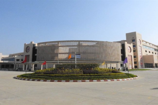 एम्स गोरखपुर में संभावनाएं