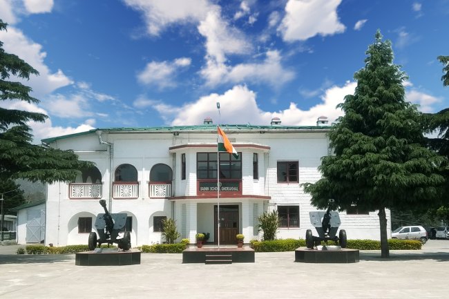 सैनिक स्कूल घोड़ाखाल में मौके