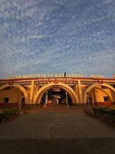 आईआईएम इंदौर में निकली नौकरियां