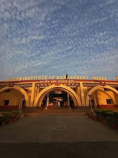 आईआईएम इंदौर में निकली नौकरियां